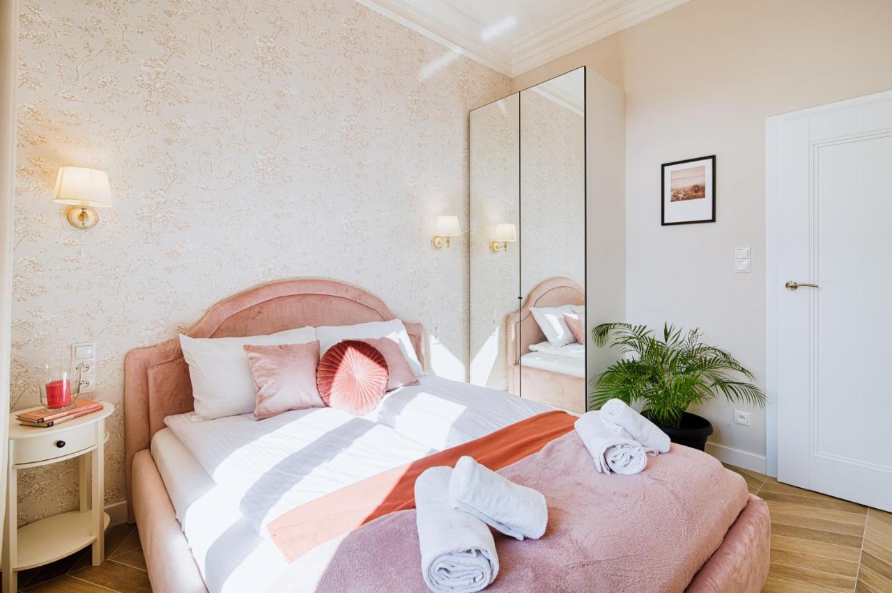 Luxury Apartment St. Sebastian Cracovie Extérieur photo